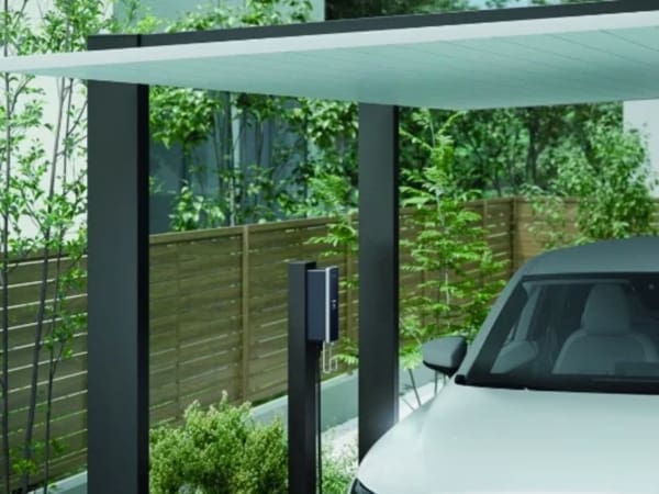 Hình ảnh mái che ô tô Carport SC tích hợp trạm sạc điện thực tế