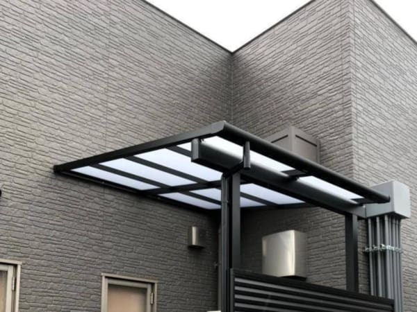 Mái hiên Speene che chắn hiên cửa sổ